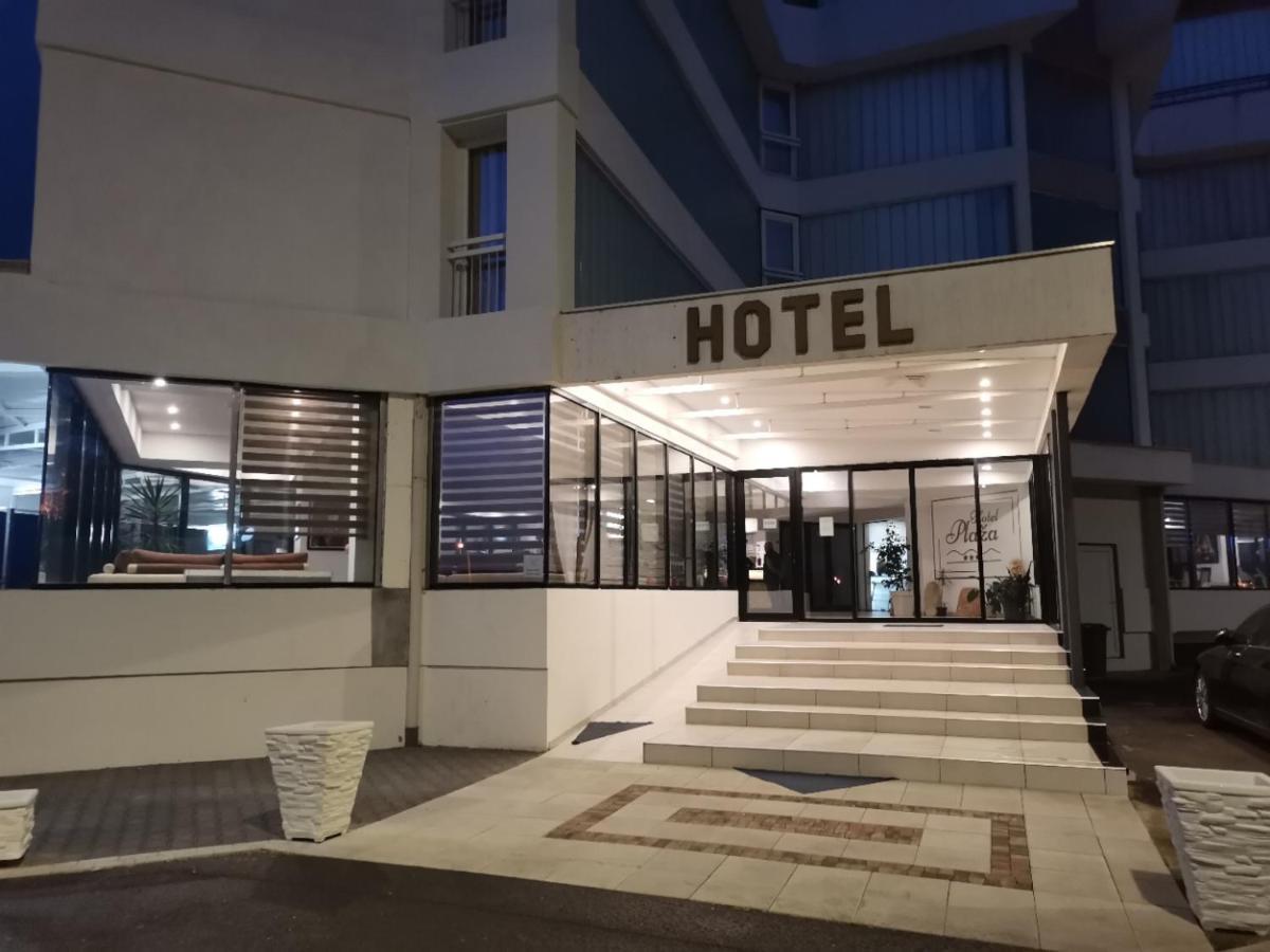 Hotel Plaza à Varvarin Extérieur photo